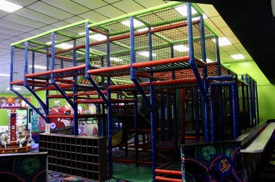 Are Indoor Jungle Gyms in Valdosta Good for Younger Kids?